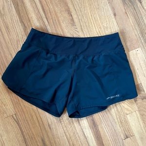5” chaser running shorts